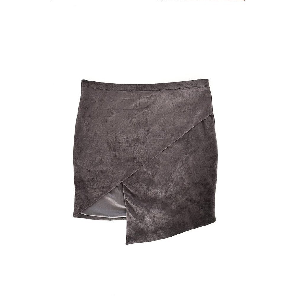 Olivaceous Faux Suede Asymmetric Hem Mini Skirt in Grey - Women's Size Medium